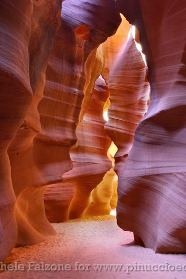 Antelope Canyon, Page, Arizona, USA.jpg